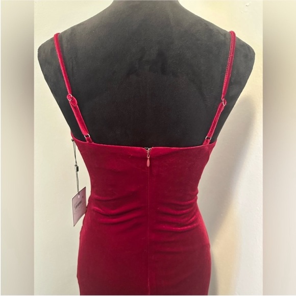 NWT Laundry by Shelli Segal Wine Velvet Cowl Neck Dress, Size 2 - Picture 9 of 12